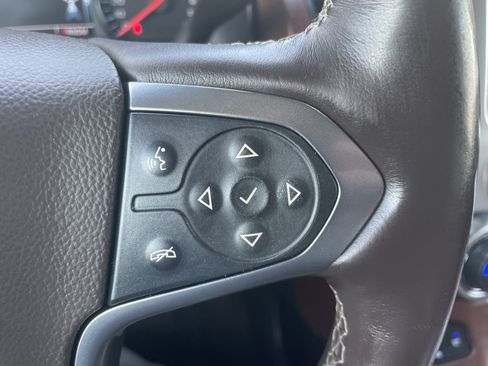 Used 2015 Chevrolet Suburban LTZ AWD/4WD image 17