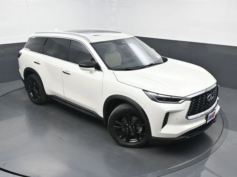 Used 2023 INFINITI QX60 Luxe w/ Performance Audio Package AWD/4WD image 36