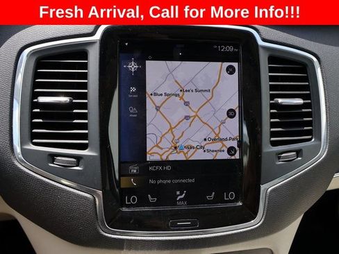 Used 2020 Volvo XC90 T6 Momentum AWD/4WD image 37