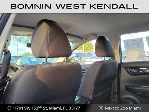 Used 2019 Nissan Rogue Sport SV image 9