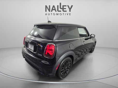 Used 2024 MINI Cooper 2-Door Hardtop image 5