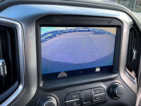 Used 2019 Chevrolet Silverado 1500 LT w/ Texas Edition image 21