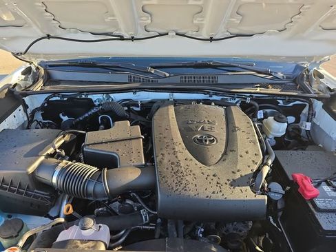 Used 2023 Toyota Tacoma SR5 image 28