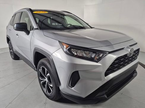 Certified 2020 Toyota RAV4 LE FWD image 6