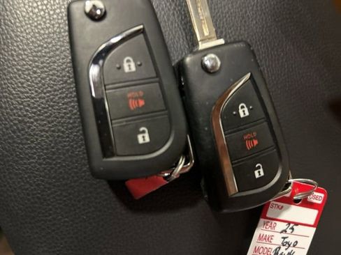 Certified 2025 Toyota RAV4 LE AWD/4WD image 20
