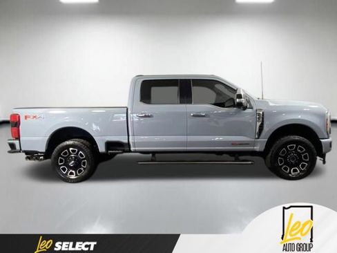 Used 2024 Ford F350 Platinum AWD/4WD image 5