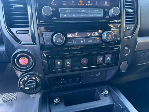 Used 2021 Nissan Titan PRO-4X w/ Pro-4x Convenience Package image 30