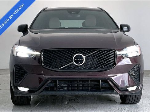 Used 2026 Volvo XC60 B5 Plus w/ Climate Package AWD/4WD image 3