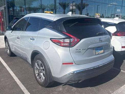 Used 2018 Nissan Murano SL w/ Moonroof Package image 4