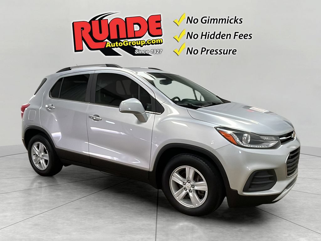 Used 2017 Chevrolet Trax LT w/ LT Convenience Package FWD image 8