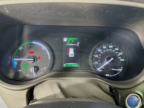 Used 2024 Toyota Sienna LE image 18