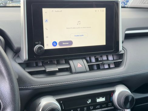 Certified 2025 Toyota RAV4 LE image 25