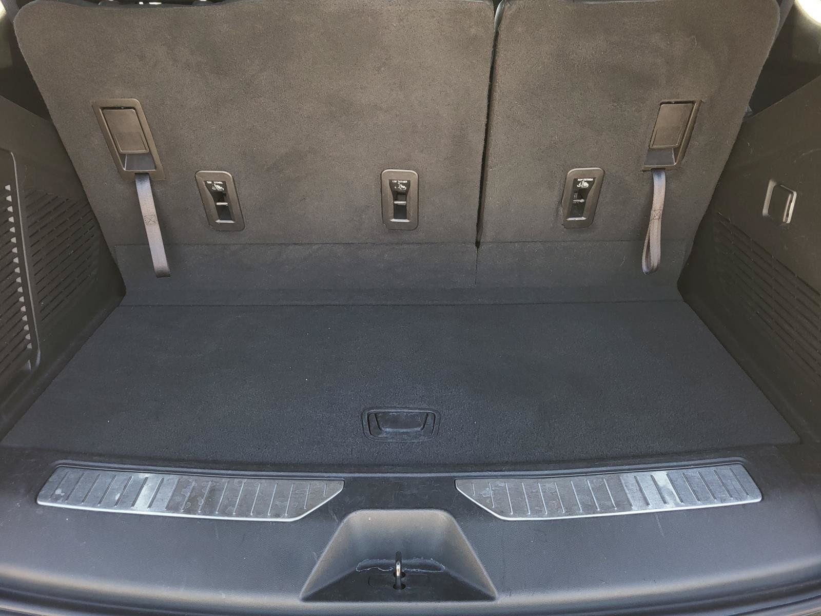 Used 2023 Chevrolet Tahoe Z71 AWD/4WD image 9