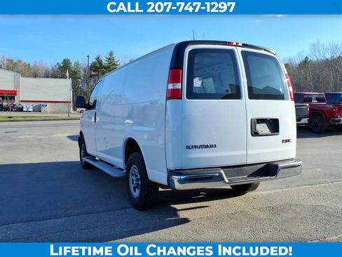 Used 2024 GMC Savana 2500 w/ Driver Convenience Package RWD image 7
