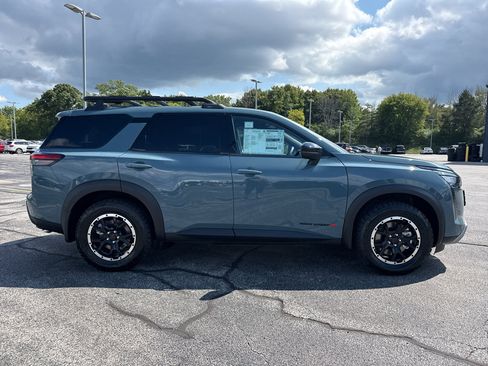 New 2026 Nissan Pathfinder Rock Creek AWD/4WD image 4