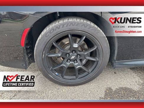 Used 2022 Dodge Charger R/T w/ Performance Handling Group image 15