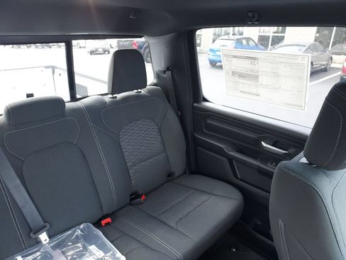 New 2026 RAM 1500 Express AWD/4WD image 14