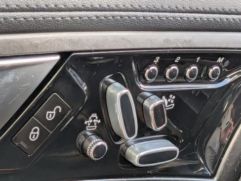Used 2015 Jaguar F-TYPE Coupe RWD image 19