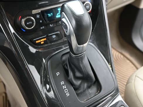 Used 2016 Ford Escape Titanium FWD image 18