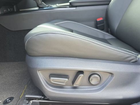 New 2026 Toyota Camry SE FWD image 28