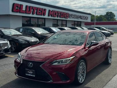 Used 2019 Lexus ES 350 F Sport w/ Accessory Package 2