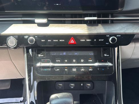 Used 2024 Kia Carnival SX FWD image 16