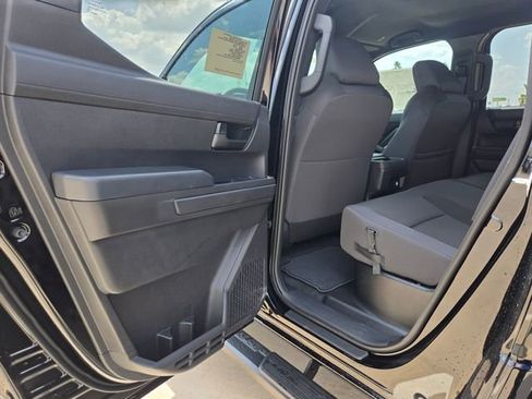 New 2026 Toyota Tacoma SR AWD/4WD image 17