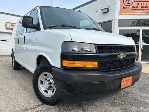 Used 2019 Chevrolet Express 2500 w/ Driver Convenience Package RWD image 1