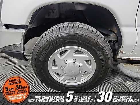 Used 2012 Ford E-250 and Econoline 250 w/ PWR Group image 17