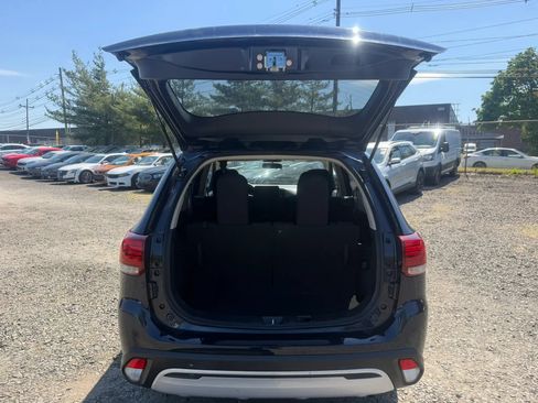 Used 2020 Mitsubishi Outlander ES AWD/4WD image 29