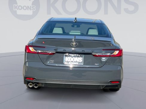 New 2026 Toyota Camry SE image 5