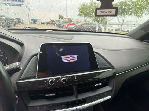 Used 2021 Cadillac CT4 Premium Luxury image 14