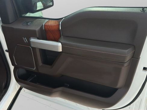 Used 2020 Ford F150 King Ranch w/ Equipment Group 601A Luxury AWD/4WD image 9