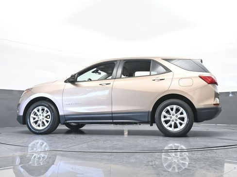 Used 2019 Chevrolet Equinox LS FWD image 51