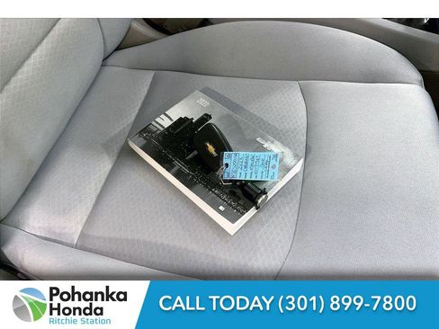 Used 2022 Chevrolet Malibu LT image 11