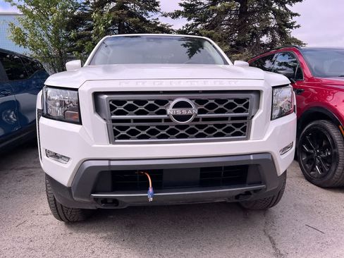 Used 2024 Nissan Frontier SV w/ SV Convenience Package AWD/4WD image 29
