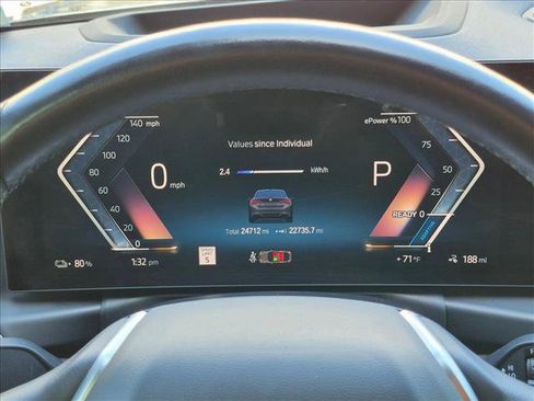 Used 2023 BMW i4 eDrive40 RWD image 11