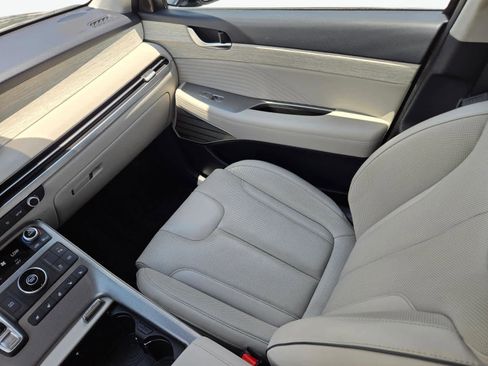 Used 2025 Hyundai Palisade Calligraphy FWD image 22