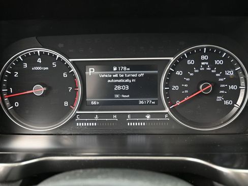 Used 2023 Kia Sorento S w/ Panoramic Sunroof Package image 21