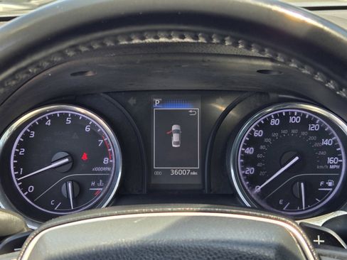 Used 2020 Toyota Camry SE FWD image 20