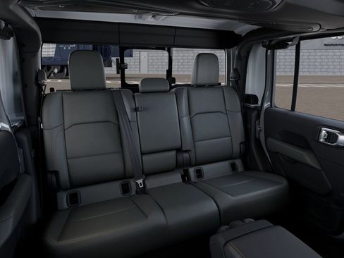 New 2026 Jeep Gladiator Mojave image 15