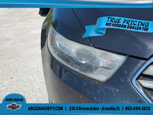 Used 2015 Ford Taurus SEL FWD image 8