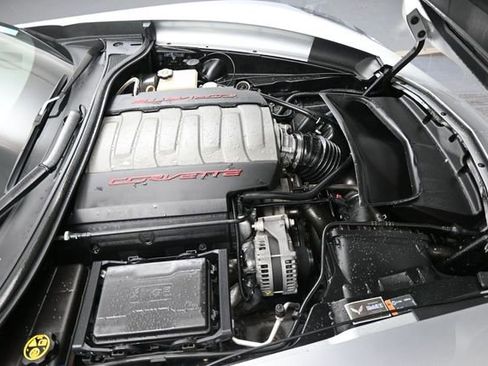 Used 2018 Chevrolet Corvette Stingray Coupe w/ 3LT Preferred Equipment Group RWD image 23