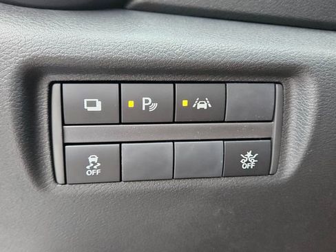 New 2025 Nissan Versa S w/ Trunk Package image 25