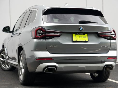 Used 2023 BMW X3 xDrive30i w/ Convenience Package AWD/4WD image 5