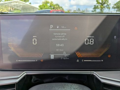 Certified 2025 Kia Sorento EX w/ Panoramic Sunroof Package FWD image 37