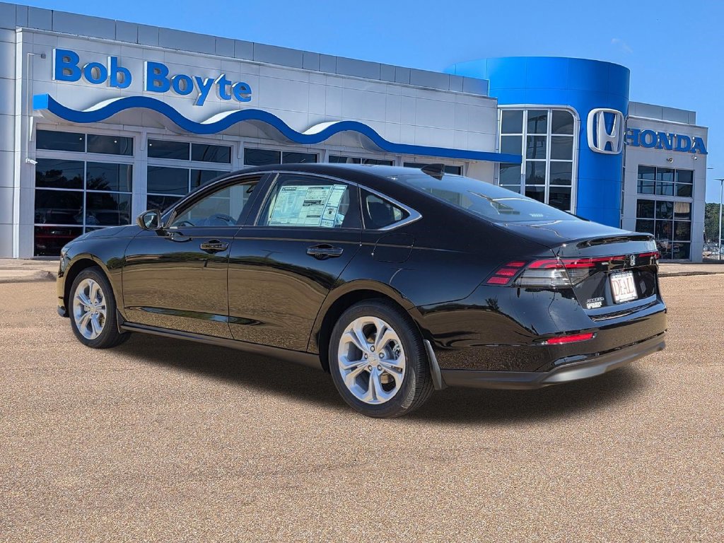 New 2026 Honda Accord LX image 5