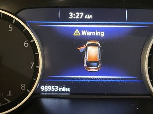 Used 2019 Nissan Murano SV w/ Premium Package image 27