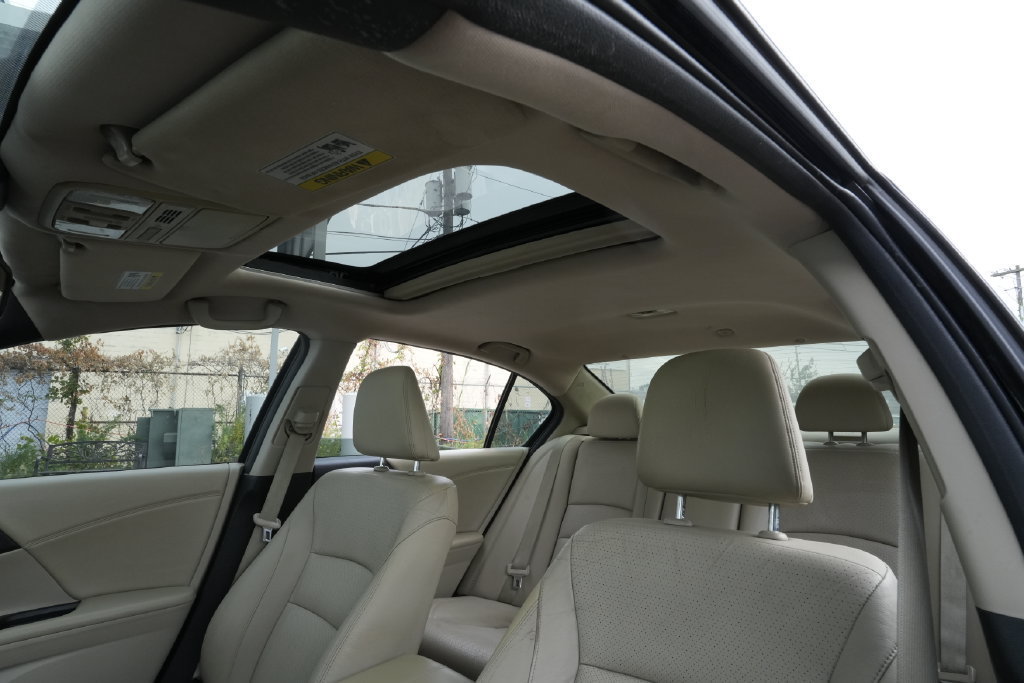 Used 2014 Honda Accord EX-L image 21