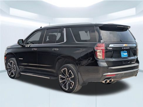 Used 2023 Chevrolet Tahoe Premier RWD image 3